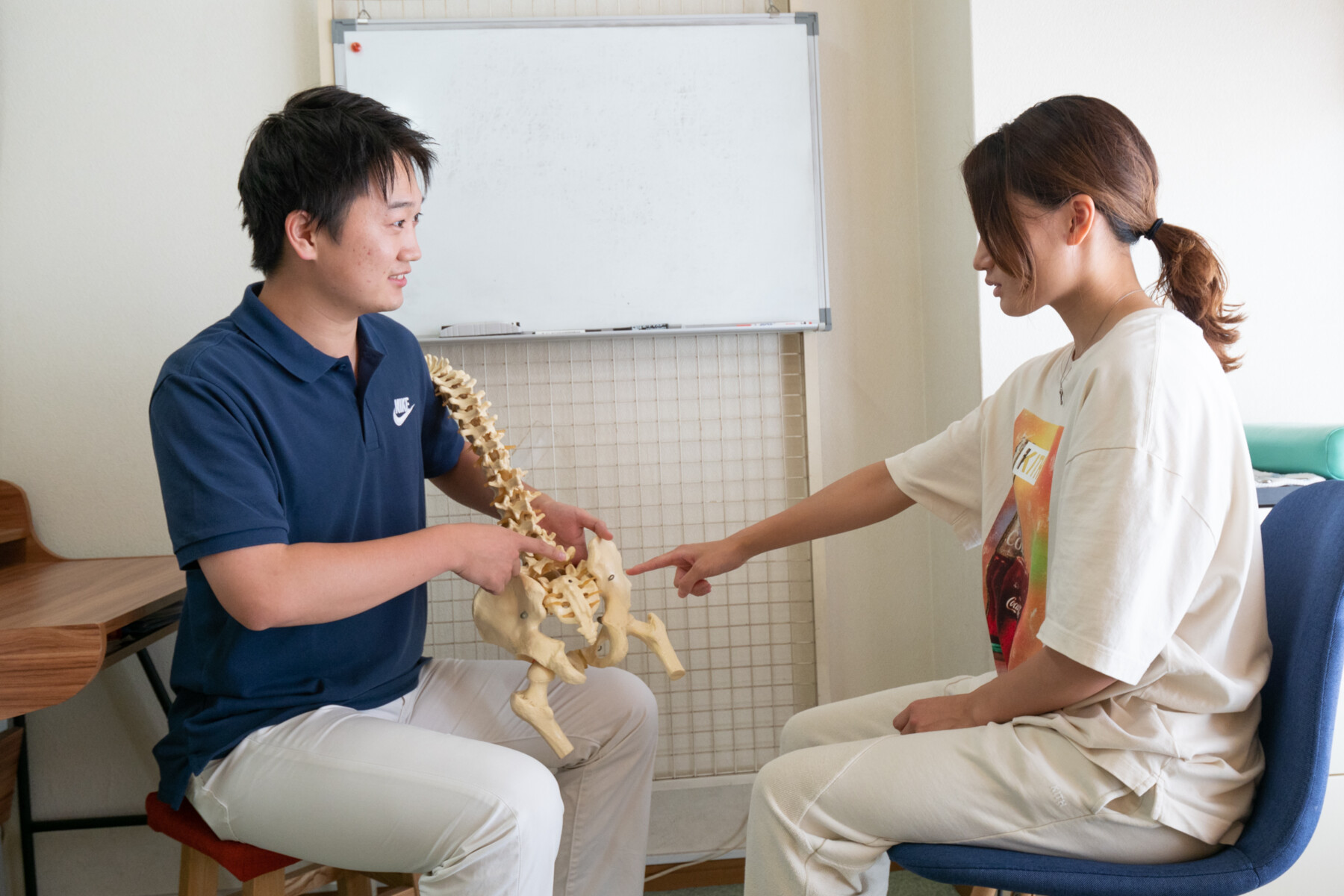 たもかみ治療室でのアフターフォローの様子